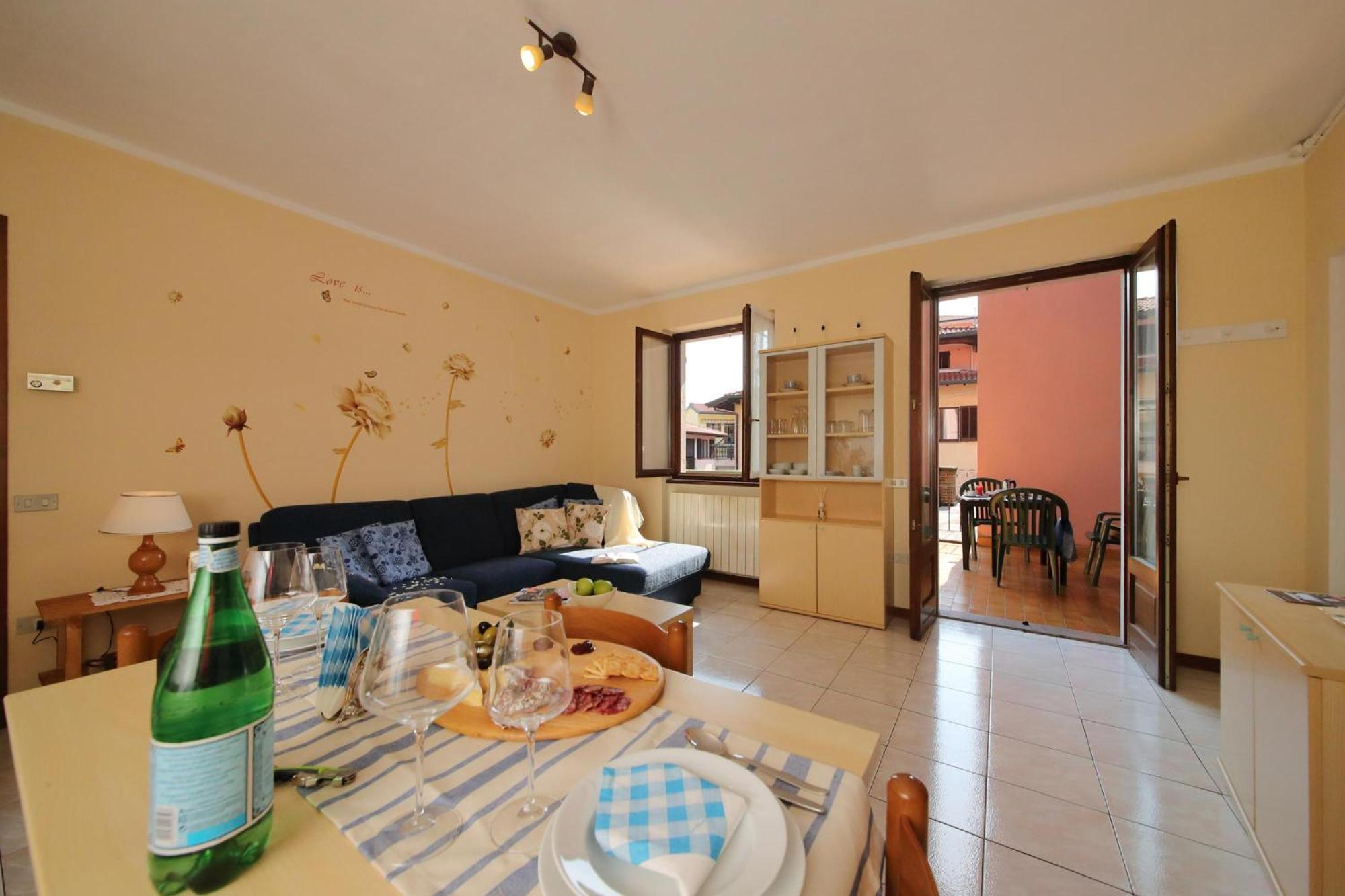 Petalo Bianco 100M From Lake - Happy Rentals บาเวโน ภายนอก รูปภาพ